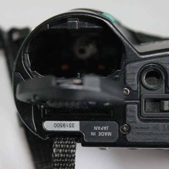 Nikon COOLPIX 4500 Digital Camera 4.0 MP 4x Zoom W/Teleconverter TC-E3ED - Picture 8 of 16